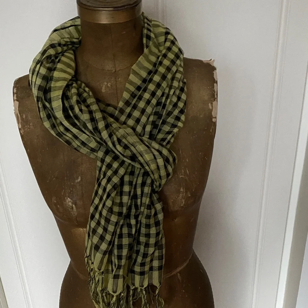 Theory Green and Black Checkered Scarf - Picture 4 of 4